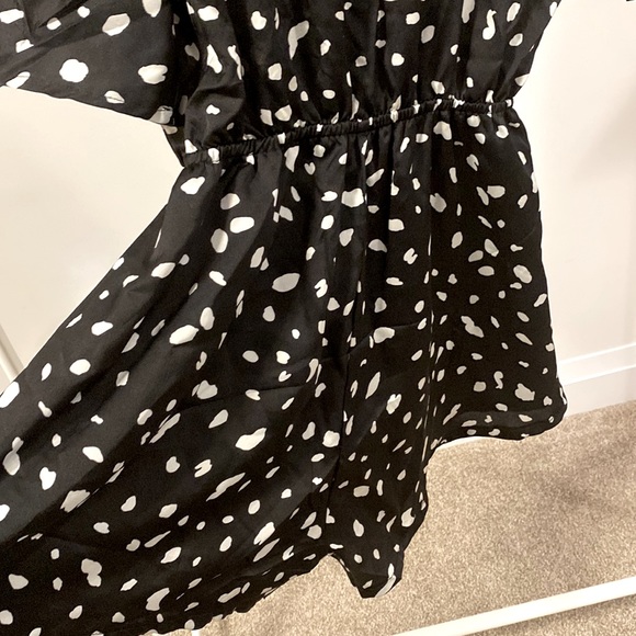 Black patterned romper - Picture 3 of 3